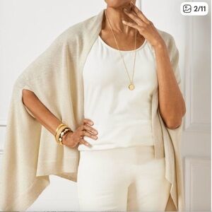 Talbots Cream knit wrap.  Great for Holidays.  
OFFERS WELCOME